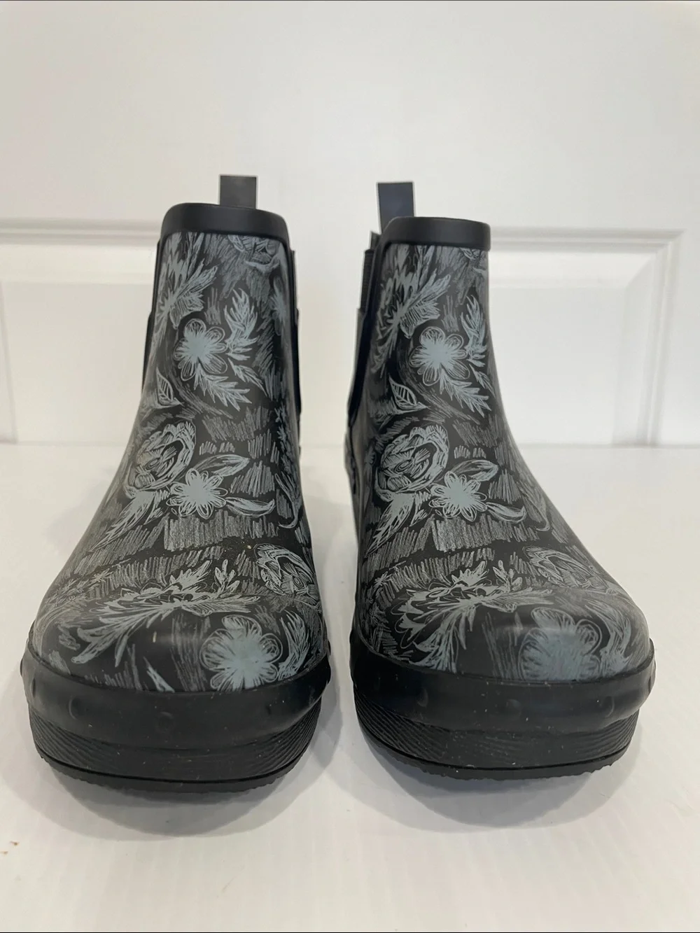 Dansko Rosa Rain Boots Size EU 38 US 7.5 Rubber Gray Floral Black